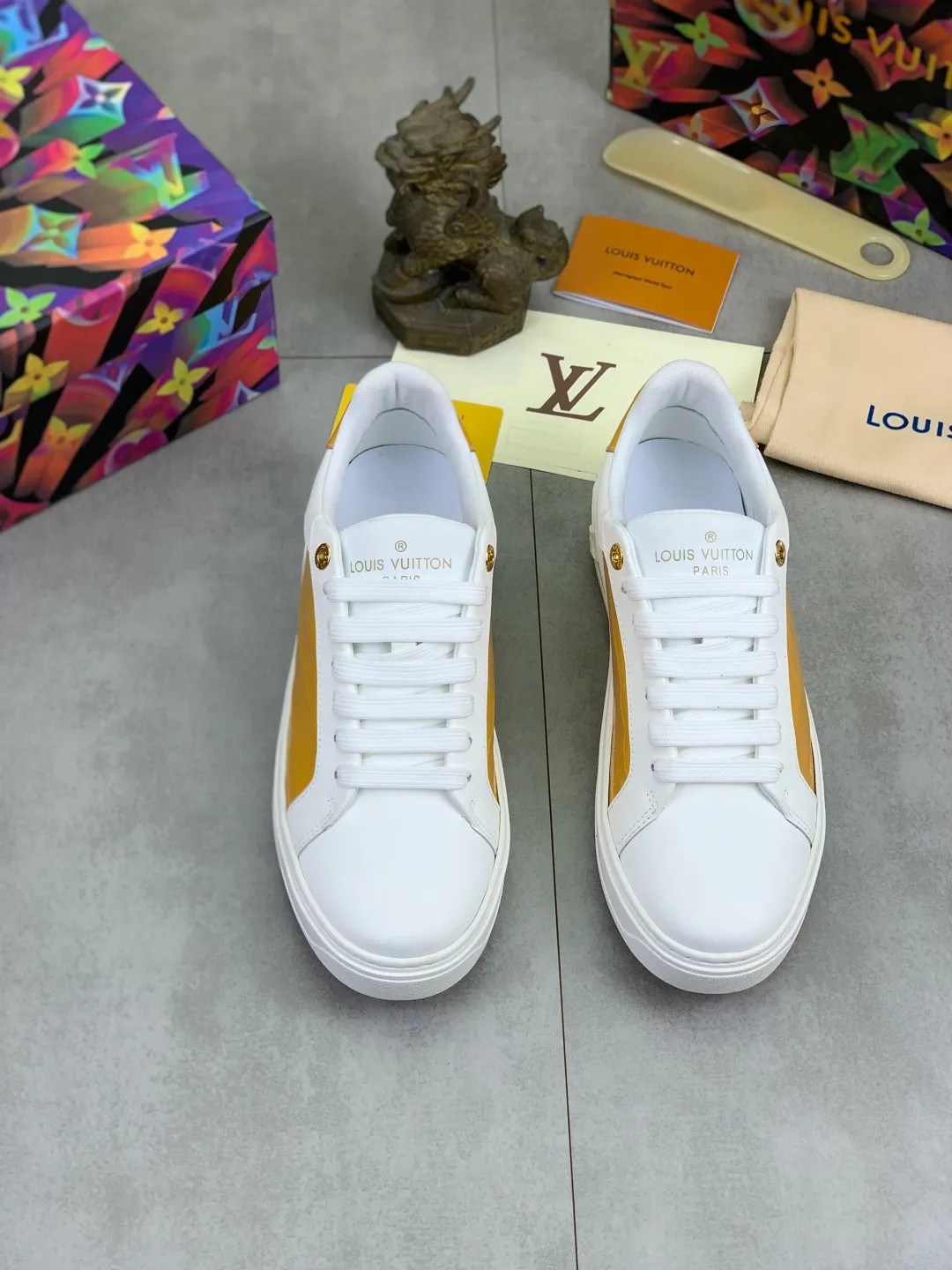 Men's men's shoes P520💰【New style】🆘High quality cowhide【Louis Vuitton】LV official website's latest model🎁casual and fashionable men's shoes👟hot style💥simple and elegant style, exclusive for trendy men. Unique official website's latest brand elements👑original decoration, fashionable and generous, the fabric is made of original denim➕comfortable and breathable mesh lining➕cow leather feet ✅The official website specifies wear-resistant casual outsole, the classic model is taken in real life🎬Color: 5⃣️colors available😍Number of codes: 38-44 Full set of packaging